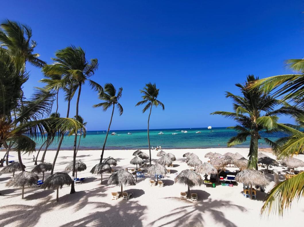 Caribbean Dream Suites The Best Offer - Pool Playa Los Corales & Spaプンタ・カナ エクステリア 写真